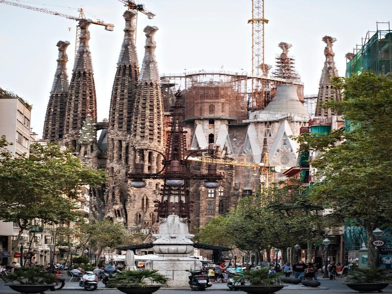 Eric Voekel Boutique Apartments - Sagrada Familia Suites Barcelona Bagian luar foto